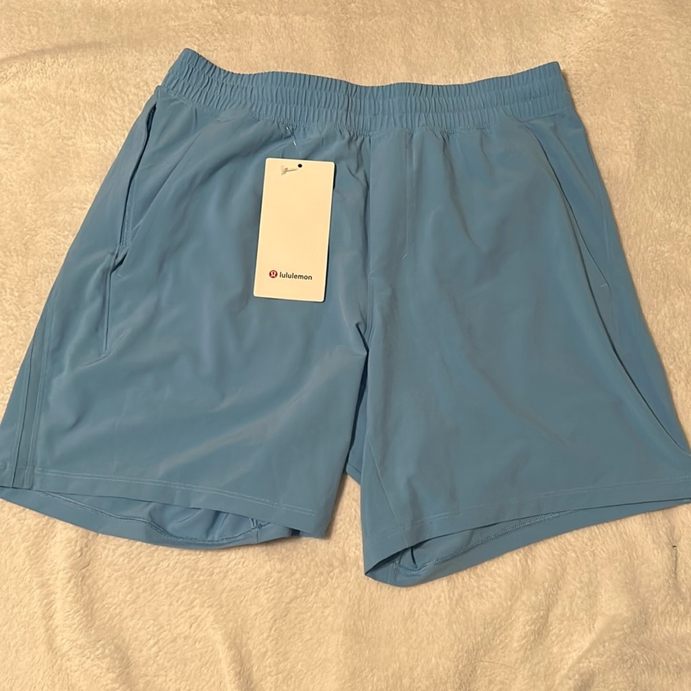 New Lululemon men’s Pace Breaker linerless short